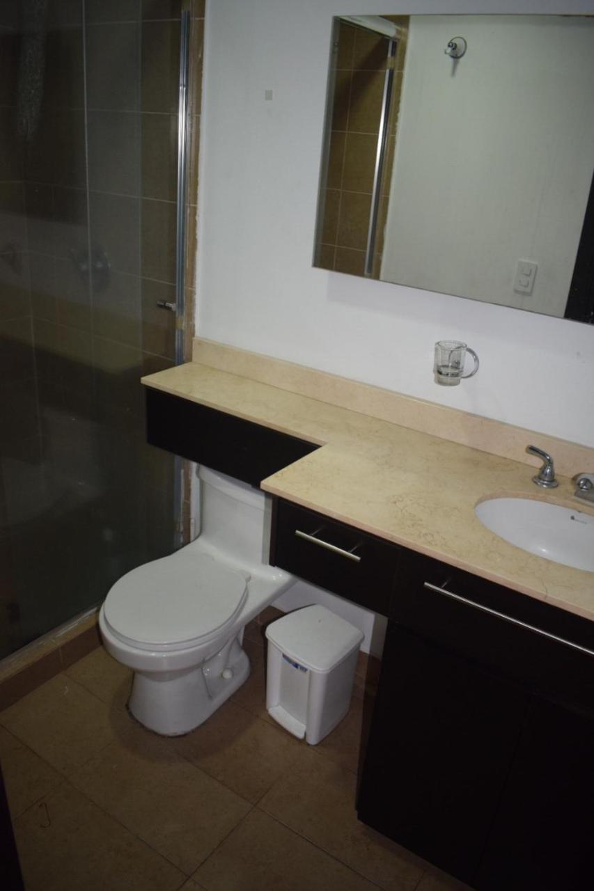 Deluxe apartment Metroplaza Quito Esterno foto